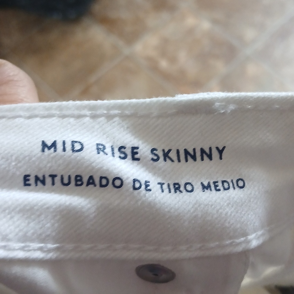 EUC Universal Thread White High-Rise Skinny Jeans Size 8/29R - Picture 4 of 6